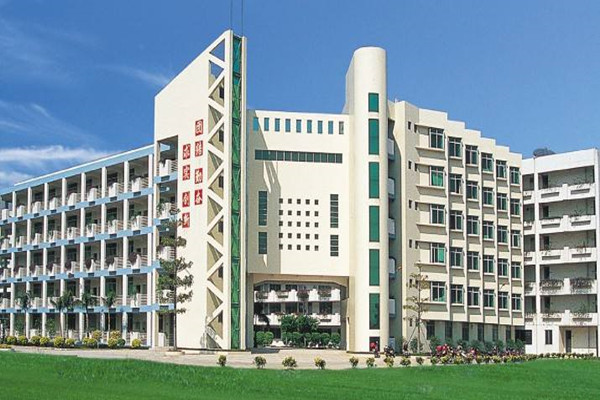 四川成都職業技術學校分享職場溝通常用的句式 　　