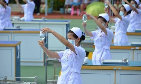 成都鐵路衛(wèi)生學校是公立學校嗎