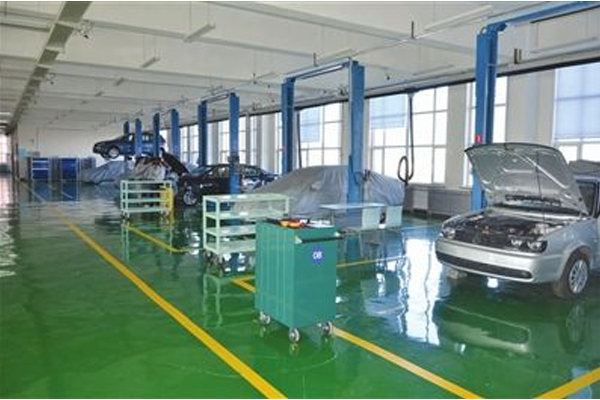貴州航空工業(yè)技師學(xué)院汽修專業(yè)