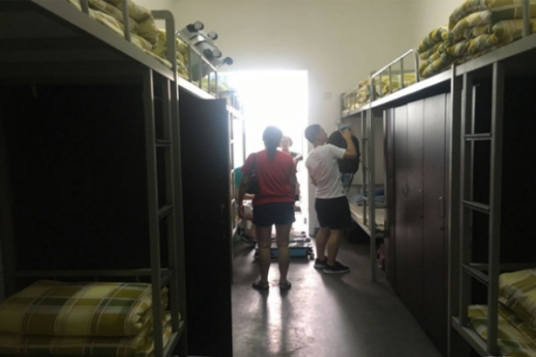 溫江中學寢室 溫江中學寢室