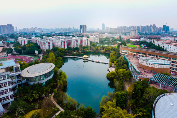 四川城市技師學(xué)院全景圖