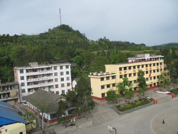 巴中職業中學