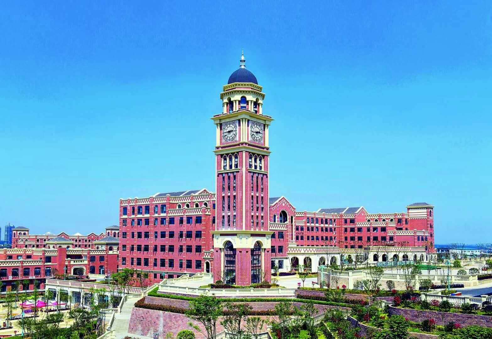 學校鐘樓