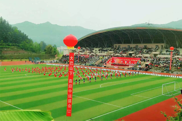 巴中職業(yè)學(xué)校