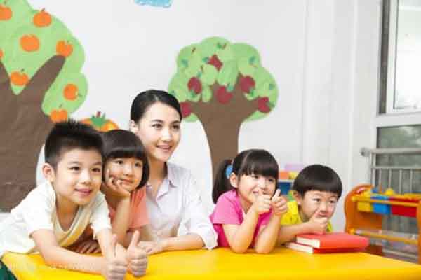 學前教育主要學什么