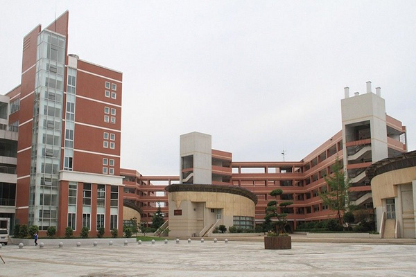 職業(yè)學(xué)院