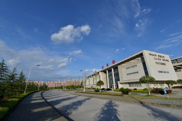 南充職業技術學校怎么樣