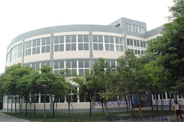 巴中職業(yè)技術(shù)學校