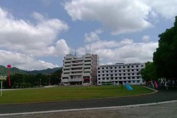 達州職業學校